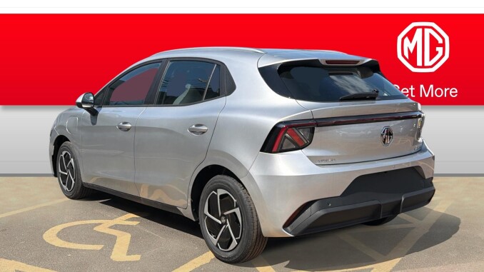 MG MG4 Urban 118kW Comfort Long Range 54kWh 5dr Auto Electric Hatchback - Image 2